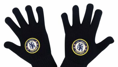Chelsea FC Gloves - Size Junior