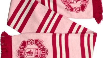 Manchester United FC Pink Stripe Scarf