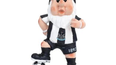 Newcastle United FC Gnome on the Ball