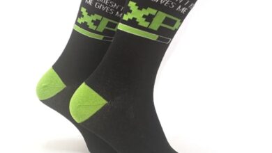 What Doesn't Kill Me Gives Me XP Socks - Size 7 - 11