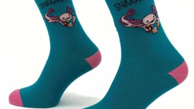 Snaxalotl Socks - Size 4 - 8