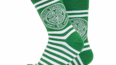 Celtic FC Crest Striped Socks - Size 7 - 11