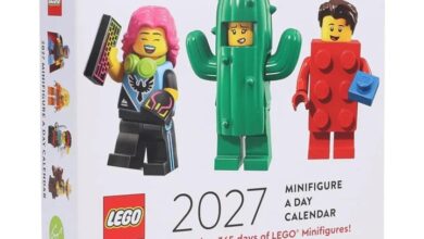 Lego Minifigure Desk Calendar 2027
